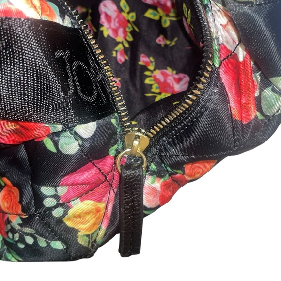 Betsey Johnson Black Floral Travel Bag NWT - Picture 8 of 9